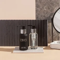 Castelbel Set de Viagem Black Edition | Gel + Loção Corporal 2x100ml | Fragrância Amadeirada-Cítrica