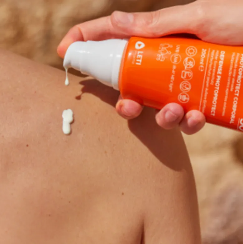Leti AT4 Defense Photoprotect Corporal SPF50 200ml | Protetor Solar Pele Atópica