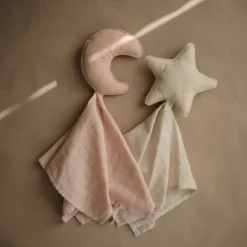 Mushie Doudou Moon Primrose 50x30cm | Algodão Orgânico - Conforto para Bebé