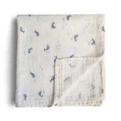 Mushie Fralda Pano Musselina Extra Suave Whales | Padrão Baleias 120x120cm Algodão Orgânico