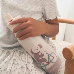 Noüka Garrafa Térmica Infantil Daisy Milo The Dog 475ml | Mantém bebidas frias até 24h
