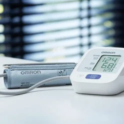 Omron M2 Essential Tensiómetro Braço | Monitor Tensão Arterial