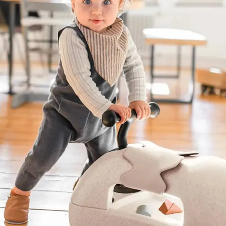 Scoot & Ride My First Andador 3 em 1 Areia 6–36M | Base Reversível, Rodas Silenciosas e Design Leve