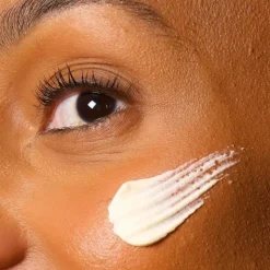 Topicrem Sun Protect Creme Mousse Matificante SPF50 50ml | Rosto - Pele mista a oleosa e sensível