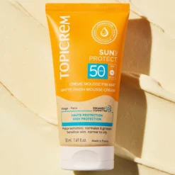 Topicrem Sun Protect Creme Mousse Matificante SPF50 50ml | Rosto - Pele mista a oleosa e sensível